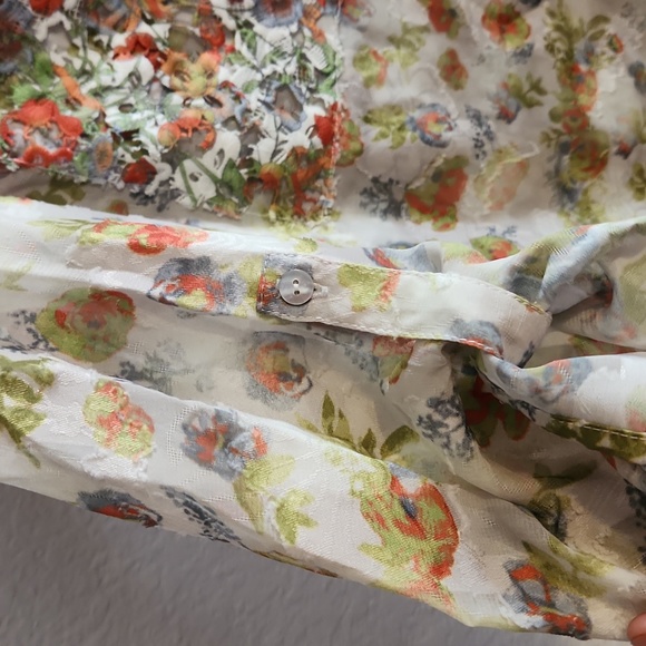 MULTIPLES MULTICOLOR LACE TOP SIZE M - Picture 4 of 5